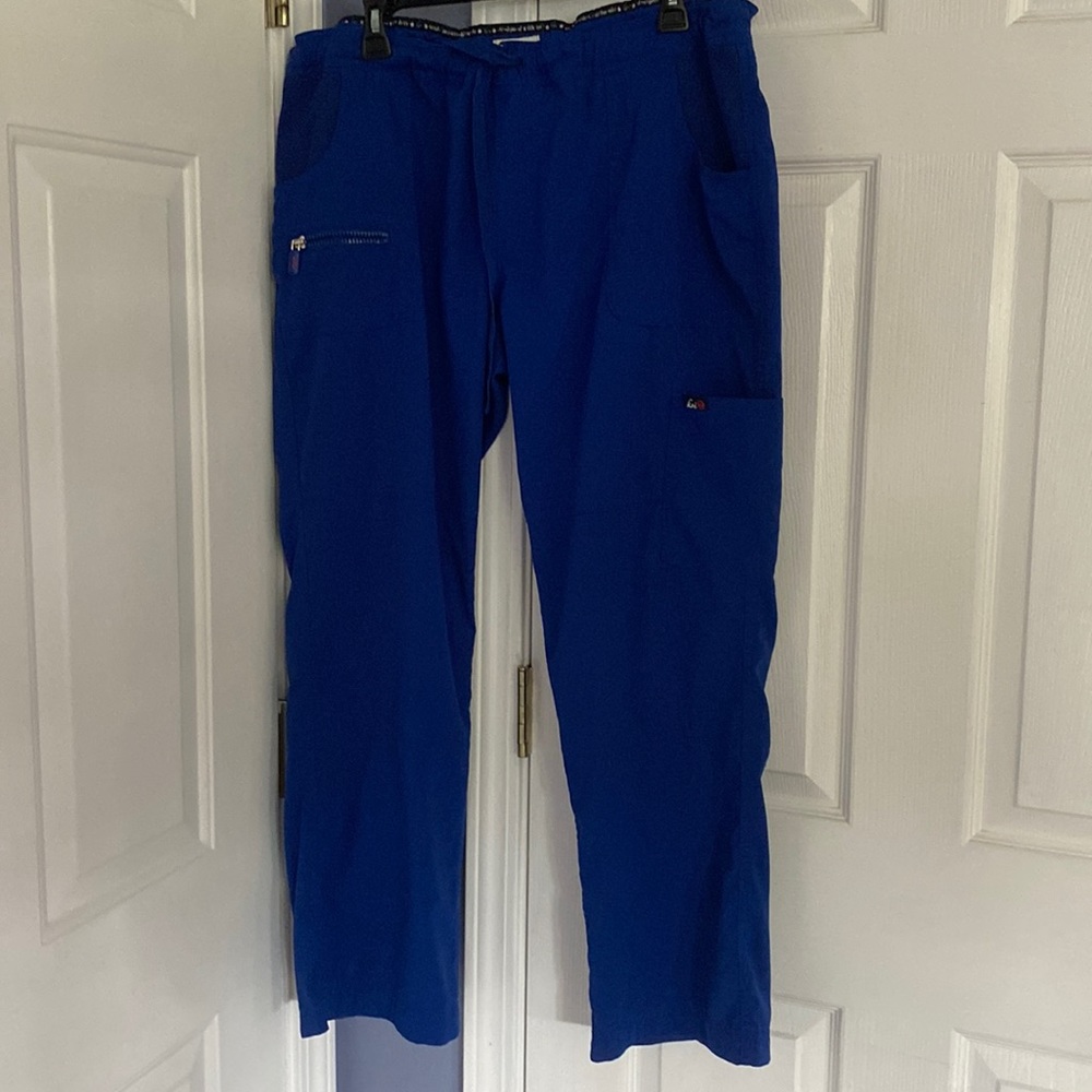 Koi Lite scrub pants